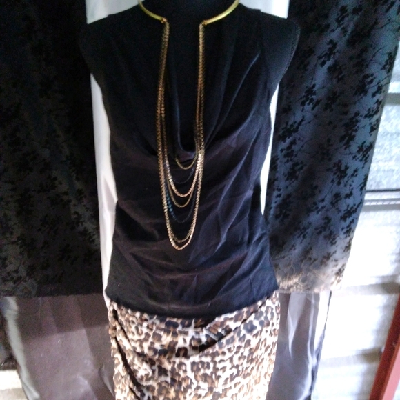 Outfit - Picture 1 of 2